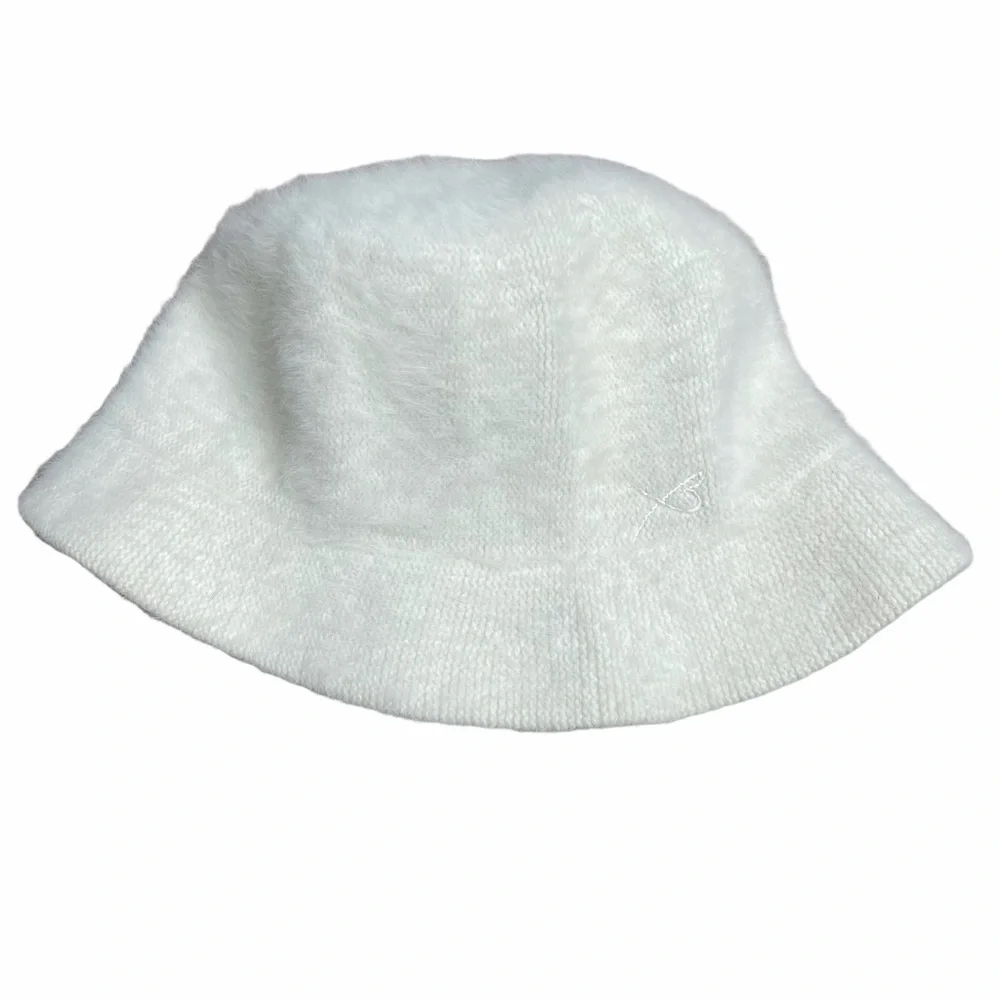 Vintage Betmar New York Angora Blend Off White Fuzzy Bucket Hat Women Y2K - Picture 2 of 9